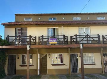 Casa de 4 ambientes, Mar del Tuyú · Triplex 4 Ambientes con Cochera y Parrilla en Mar del Tuyú