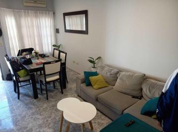 Casa · 100m² · 4 Ambientes · 1 Cochera · Departamento Triplex en Venta en Ramos Mejía, La Matanza, G. B. a. Zona Oeste