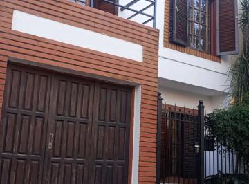Departamento · 90m² · 4 Ambientes · 1 Cochera · Departamento Duplex 3 Dorm. Cochera Cerrada Paraná