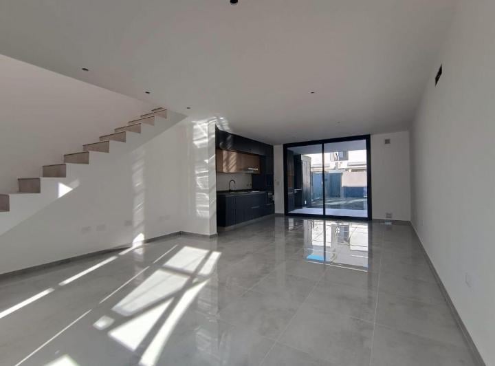 Casa · 125m² · 5 Ambientes · 1 Cochera