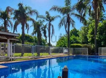 Quinta vacacional · 242m² · 6 Ambientes · 1 Cochera · Alquiler Temporal - Fines de Semana - Semanal - Quincenal en Barrio El Remanso Exaltación de La Cruz