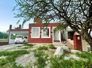 Casa · 130m² · 3 Dormitorios · 1 Cochera · Casa en San Nicolas