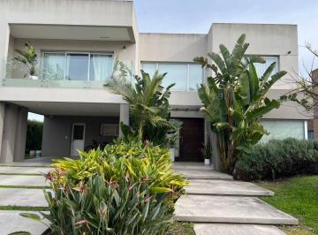 Casa de 7 ambientes, Berazategui · Greenville - 3 Dorm + Escri + Dep + Play
