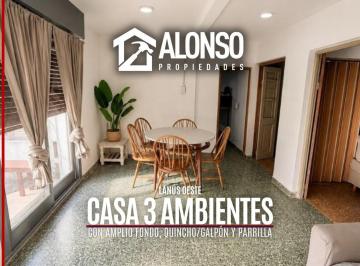Casa · 170m² · 3 Ambientes · Venta - Casa 3 Ambientes con Amplio Fondo y Parrilla - Lanús