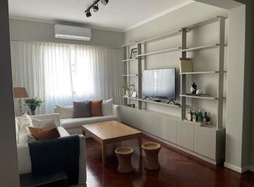 Departamento · 73m² · 2 Ambientes · Azcuénaga y Juncal - Divino Al Frente - Buen Edificio - Súper Canchero