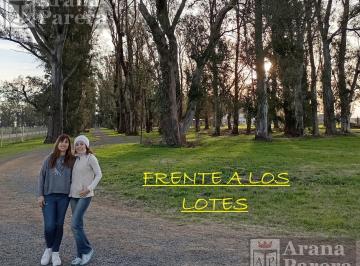 Terreno · 1352m² · Venta Lote Unico 1350 m² en "3 Pinos" en Barrio con Seguridad Ofrecemos Formas de Pago Terreno