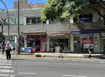 Local comercial · 100m² · 100 m² - Local Sobre Av Forest Esq. F. Lacroze!