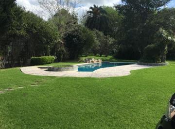Casa · 1700m² · 5 Ambientes · 2 Cocheras · Casa en Nautico de Escobar