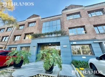 Edificio · 1500m² · 32 Cocheras · Edificio de Oficinas Lomas de San Isidro
