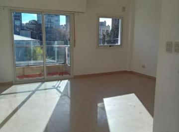 Departamento de 2 ambientes, Morón · Alquiler – Departamento 2 Ambientes con Balcón en Morón Centro