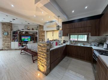 PH · 123m² · 3 Ambientes · Venta PH 3 Amb C/ Playroom Parrilla - José C. Paz