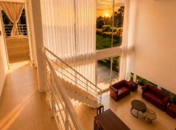 Casa · 342m² · 4 Ambientes · 1 Cochera · En Venta Exclusiva Casa de Diseño C/ Piscina y Sotano Acustico en Rumenco Financiamiento