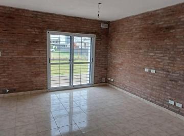 Casa · 80m² · 4 Ambientes · Casa 2 Dorm. en Alquiler Permanente en Roldan