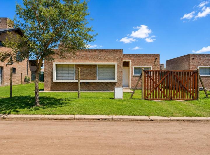 Casa · 80m² · 4 Ambientes