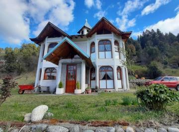 Campo · 300m² · 5 Ambientes · 2 Cocheras · Fracción en Venta en El Bolson Ruta 40 Km 1931, Casa, Zoom