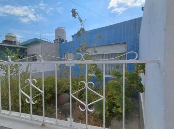 Casa de 4 ambientes, Trelew · Casa Mas Departamento con Patio