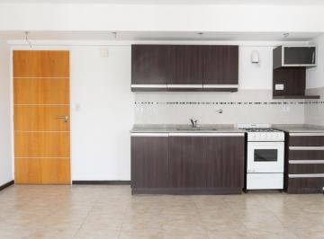 Departamento · 40m² · 2 Ambientes · Venta Departamento 2 Ambientes Semipiso en Moron Sur (4° C)