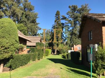 Casa · 54m² · 3 Ambientes · 1 Cochera · Venta Cabaña en Country Mi Campo