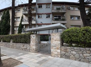 Departamento de 1 ambiente, Lomas de Zamora · Dos Ambientes Dueño Directo Banfield con Pileta de Natación