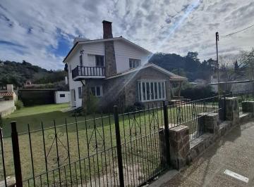 Casa de 6 ambientes, Río Ceballos · Alquiler - Excelente Propiedad Sobre Av San Martín, Ñu Porá