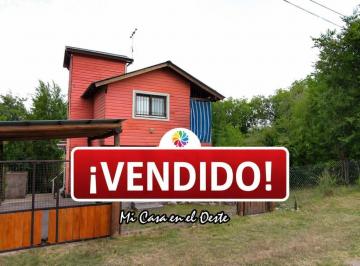 Casa · 64m² · 3 Ambientes · 1 Cochera · Casa en Venta Villa Giardino (Córdoba) - 2 Dorm. - Baño y Toilette - Pocas Cuadras del Centro