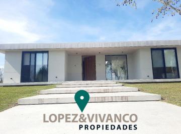 Casa · 464m² · 5 Ambientes · 2 Cocheras · Excelente Casa de Diseño en Estancias Golf, Estancias del Pilar.