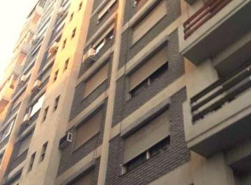 Departamento de 4 ambientes, Lanús · Semipiso 4 Amb. con Cochera y Dep.