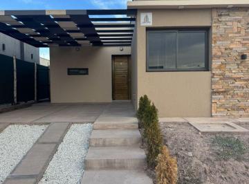 Casa de 4 ambientes, General Gutiérrez · Venta de Casa Excelente Oportunidad!