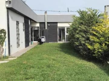 Casa · 102m² · 4 Ambientes · Casa en Venta - 2 Dorm. 1 Baño - 370 m - La Plata - Los Hornos.