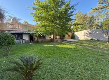 Casa · 130m² · 3 Ambientes · 2 Cocheras · Venta Casa 3 Amb con Pileta en Tortuguitas Malvinas Argentinas