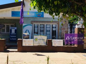 imagen1 · Casa Americana de 3 Ambientes a Reciclar en Venta - Villa Luzuriaga