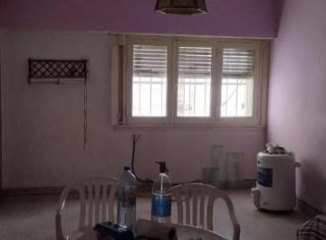 Departamento · 60m² · 3 Ambientes · Departamento en Venta - 2 Dorm. 1 Baño - Necochea