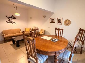 Casa de 3 ambientes, Ciudad de Mendoza · Casa en Alquiler en Quinta Sección con 180 m² y 2 Dorm.