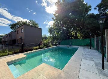 Casa · 75m² · 3 Ambientes · 1 Cochera · Venta Duplex 3 Ambientes Apto Credito en San Miguel con Cochera