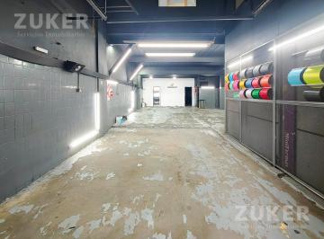 Depósito · 150m² · 3 Ambientes · Depósito Alquiler en Villa Crespo de 150 m