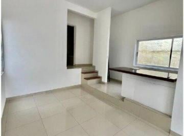 PH · 55m² · 3 Ambientes · PH 3 Amb, 2 Baños, Patio y Terraza - Munro Vte. Lopez