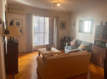 Departamento de 4 ambientes, Palermo · Excelente Semipiso de 4 Ambientes con Dep. Todo Externo Al Frente Sobre Julian Alvarez Al 2400