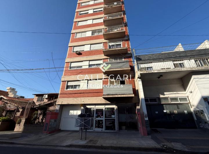 Departamento · 50m² · 3 Ambientes · 1 Cochera