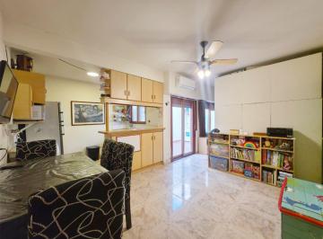 PH · 38m² · 3 Ambientes · Venta PH 3 Ambientes con Patio Parque Avellaneda