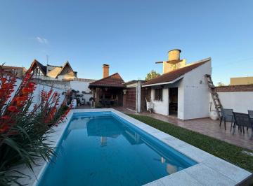 Casa de 3 ambientes, Esteban Echeverría · Excelente Propiedad en Venta - a m de Ruta 205 y Ruta 58