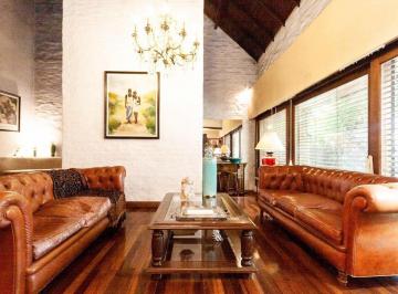Casa · 225m² · 4 Ambientes · 2 Cocheras · Venta Casa 3 Dorm. Monte Grande - Financiacion