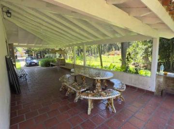 Casa · 85m² · 3 Ambientes · 1 Cochera · Casa Quinta en Venta 3 Ambientes Pileta Parque