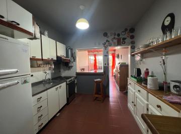 Casa · 74m² · 3 Ambientes · 1 Cochera · Casa 3 Ambiente Venta Glew C/garage Patio Parrilla