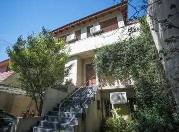 Casa · 380m² · 7 Ambientes · 2 Cocheras · Venta Casa 4 Amb Ascensor Pileta Parque Patricios