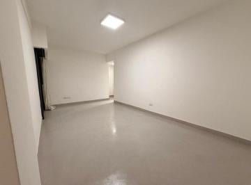 Departamento · 42m² · 2 Ambientes · Venta Depto Reciclado 2 Amb. Devoto Oportunidad