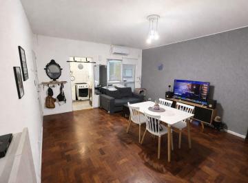 Departamento · 42m² · 2 Ambientes · Venta Depto 2 Amb Apto Cred y Prof Pqe. Rivadavia