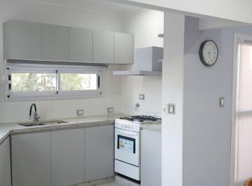 PH · 78m² · 3 Ambientes · PH en Venta en La Plata