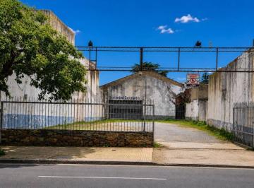 Terreno · 520m² · En Venta Lote Sobre Av - Centro