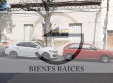 Casa · 242m² · 6 Ambientes · Casa en Venta Centro Salta. Comercial, Oficinas, Consultorios, Hostal