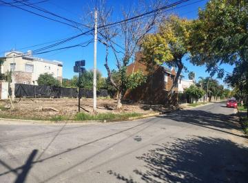 Terreno · 241m² · Lote en Venta en Gonnet La Plata Sobre Av
